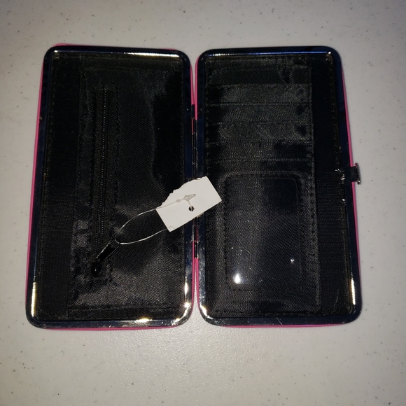 Wallet - Picture 3 of 3